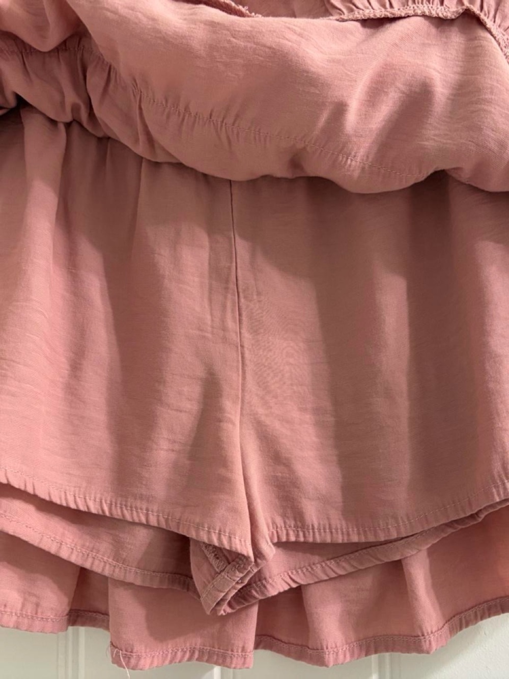 idem ditto Tiered Smocked Mini Skirt Dusty Rose S Barbiecore Coquette Dollette - Picture 4 of 7